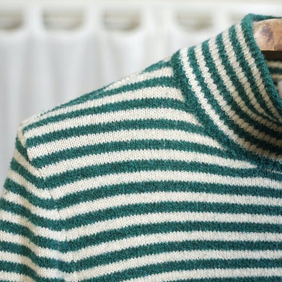 Liz Claiborne Green Ivory Stripe Mock Neck Sweater - Picture 4 of 7